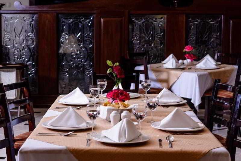 Hotel Plaza 4*