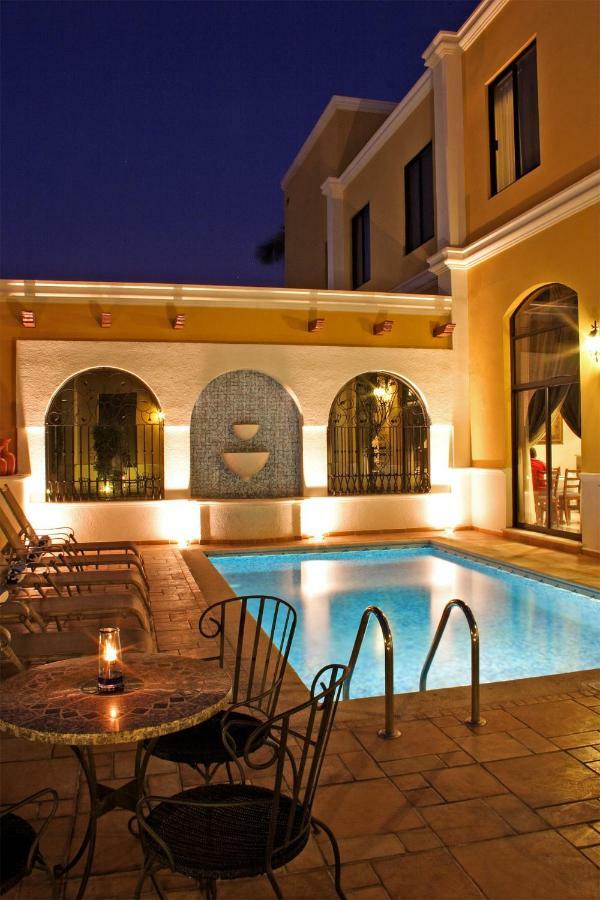 Hotel Plaza 4*